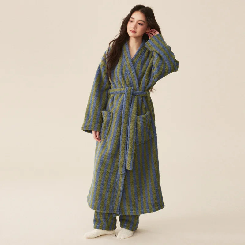 Thickened Flannel Robe