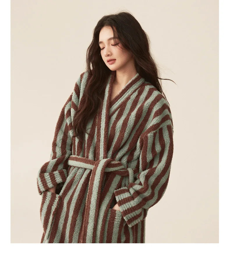 Thickened Flannel Robe