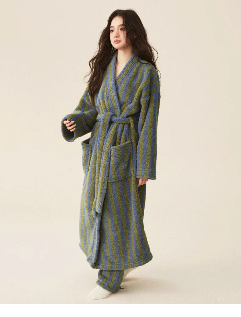 Thickened Flannel Robe